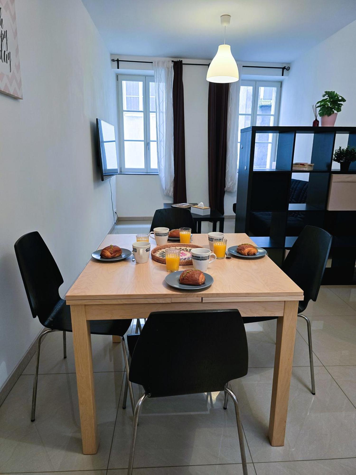Le Cinq Apartment Metz Bagian luar foto